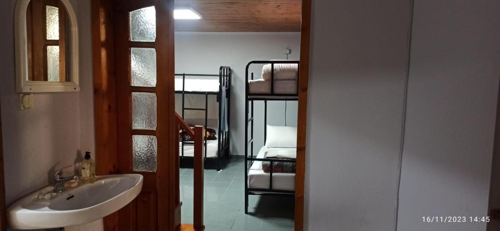 Royal 3 Hostel Tiran Dış mekan fotoğraf